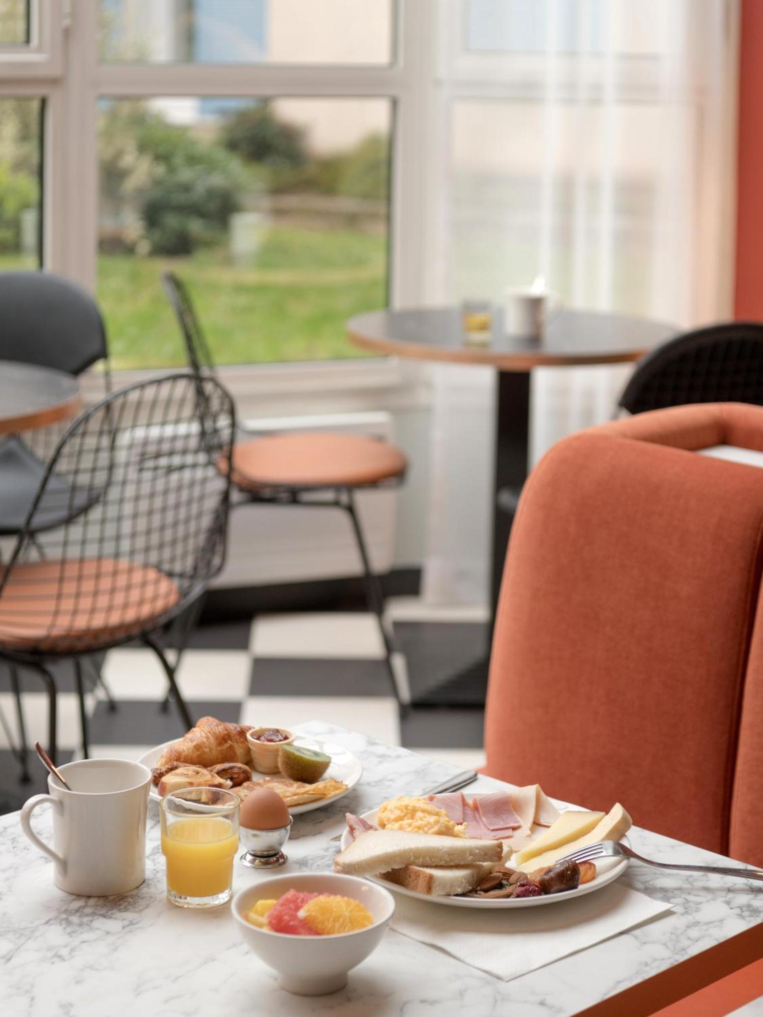 Ibis Paris Rueil Malmaison Εξωτερικό φωτογραφία