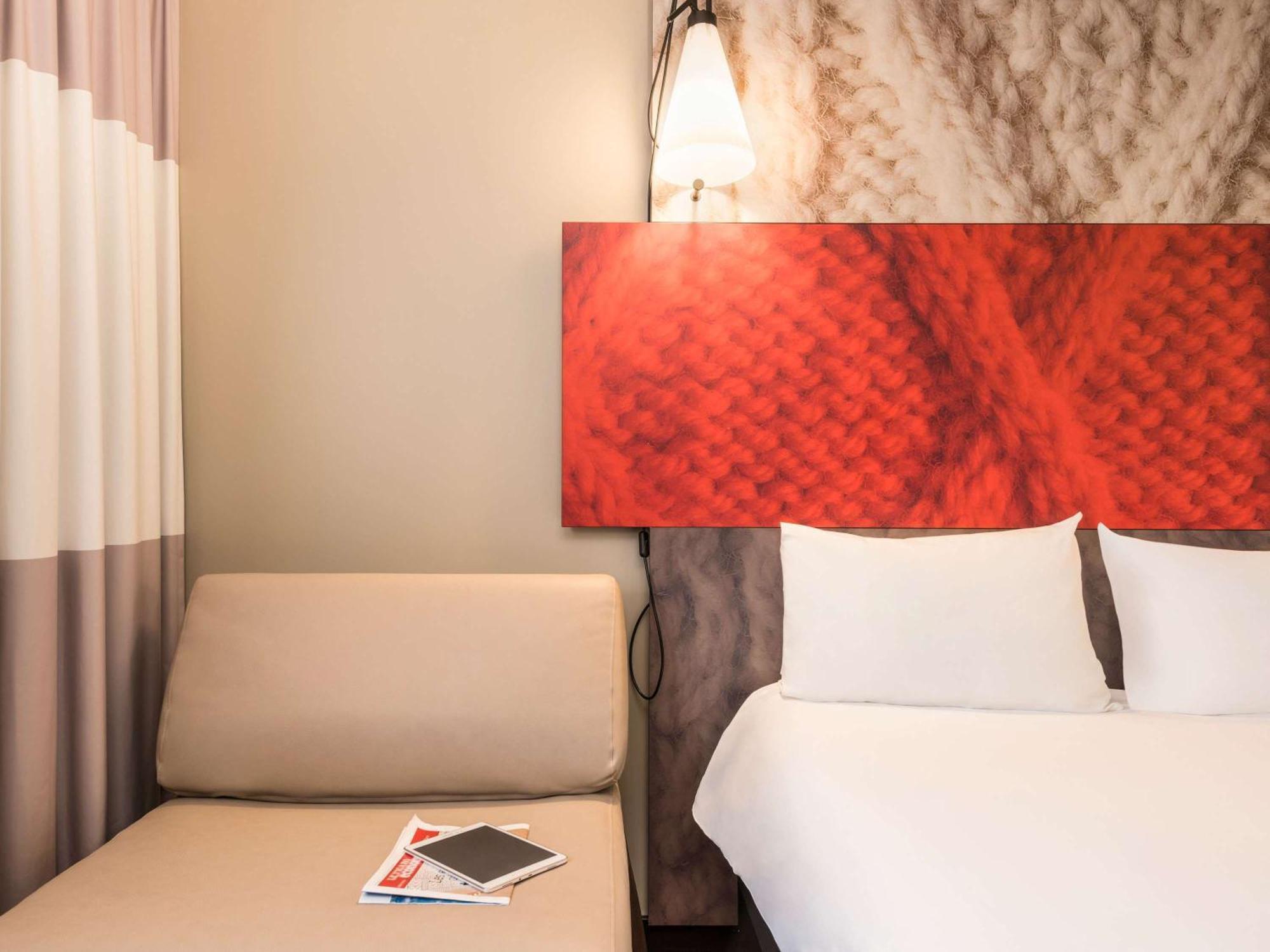 Ibis Paris Rueil Malmaison Εξωτερικό φωτογραφία
