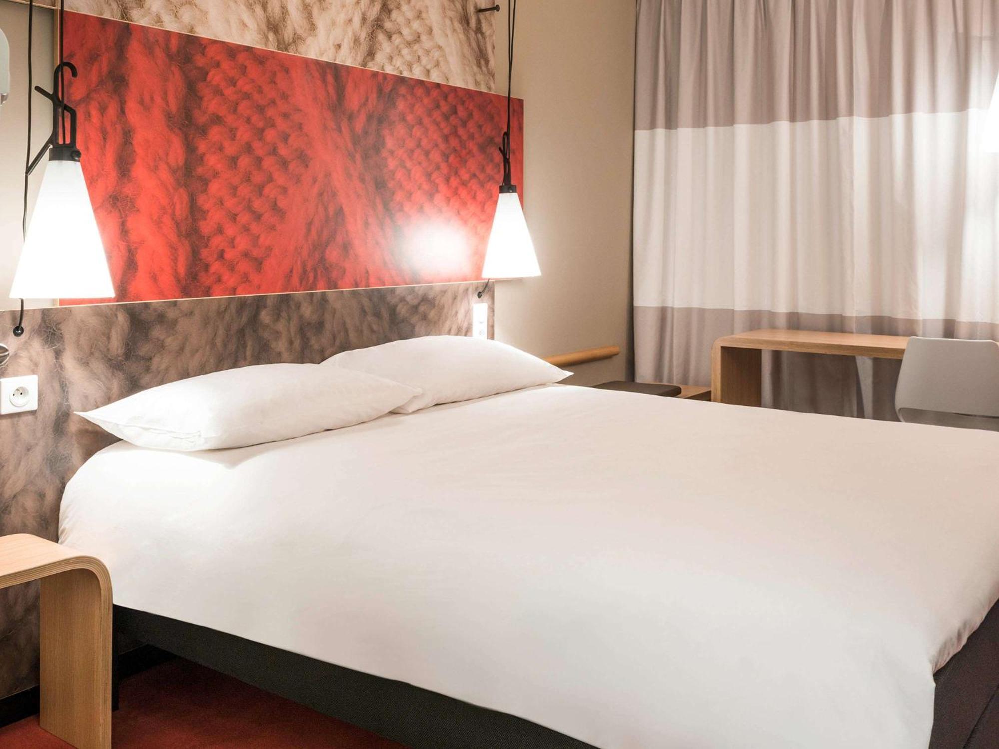 Ibis Paris Rueil Malmaison Εξωτερικό φωτογραφία