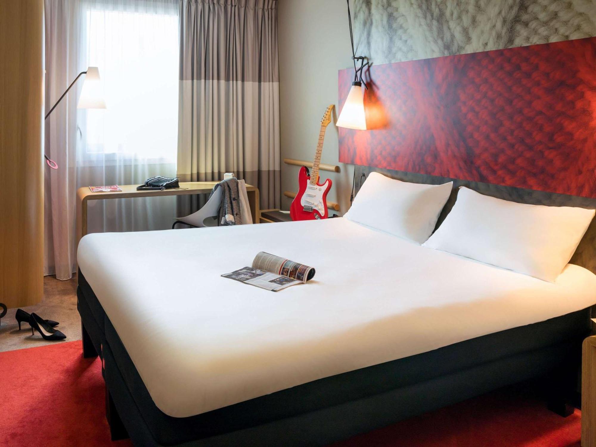 Ibis Paris Rueil Malmaison Εξωτερικό φωτογραφία