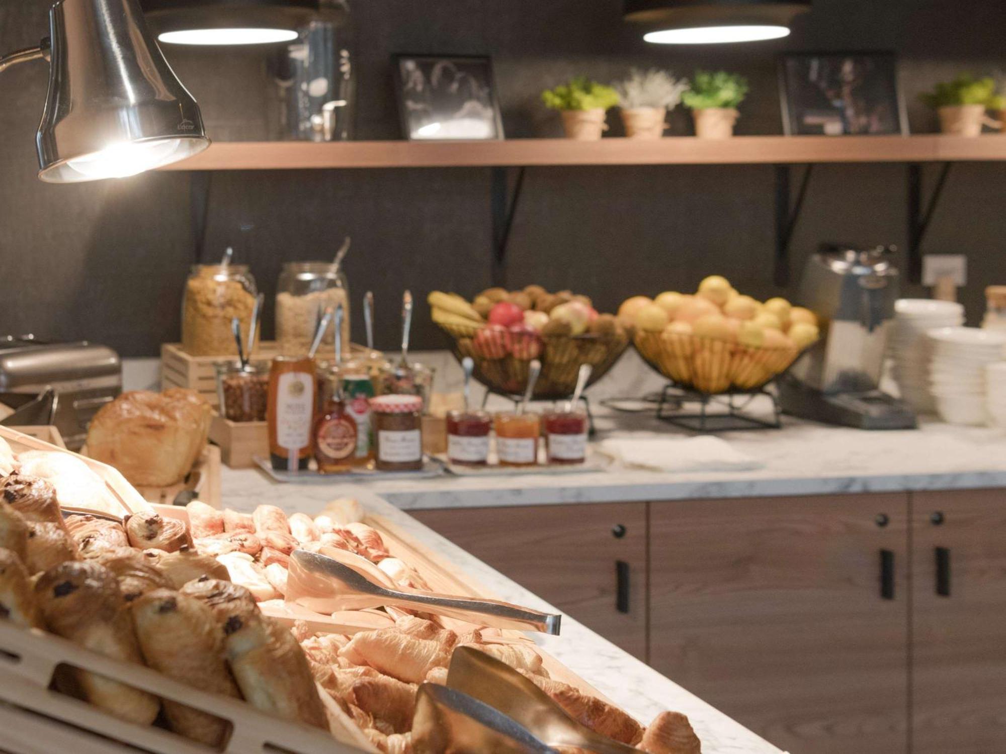 Ibis Paris Rueil Malmaison Εξωτερικό φωτογραφία