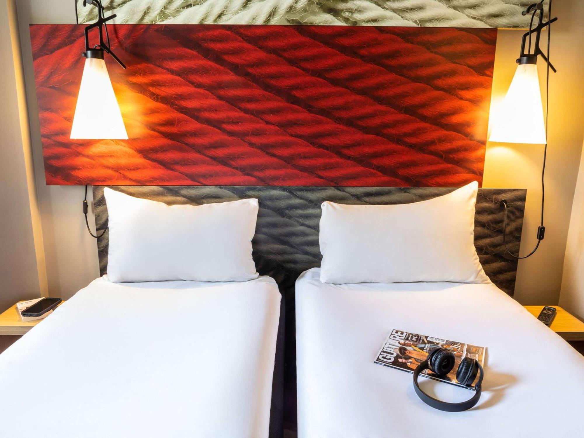Ibis Paris Rueil Malmaison Εξωτερικό φωτογραφία